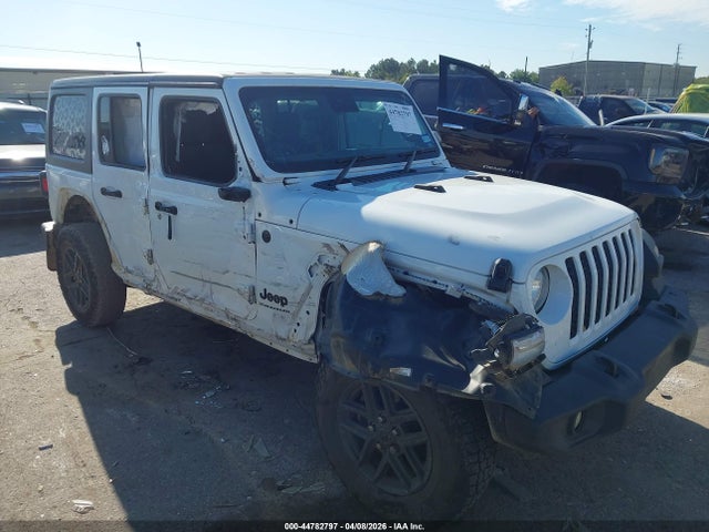 Salvage Jeep Wrangler Image