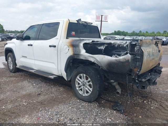 Toyota Tundra Sr5