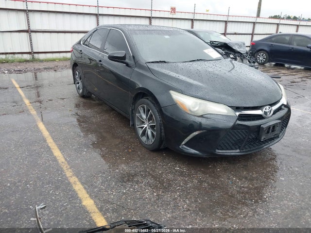 Salvage Toyota Camry Image