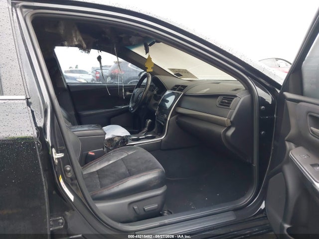 Toyota Camry Xse
