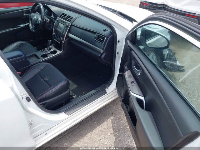 Toyota Camry Se
