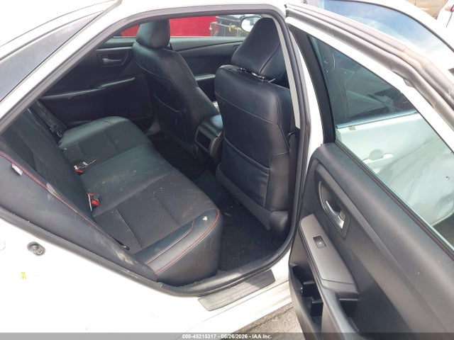 Toyota Camry Se