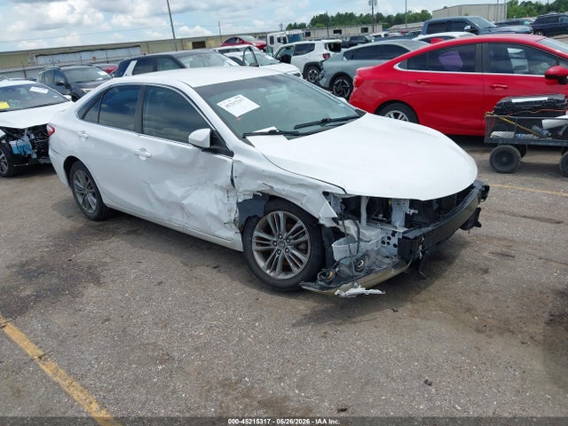 Salvage Toyota Camry Image