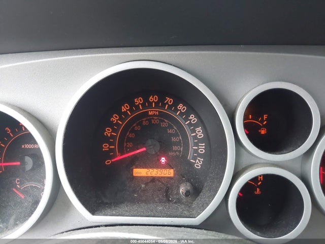Toyota Tundra Sr5 V8