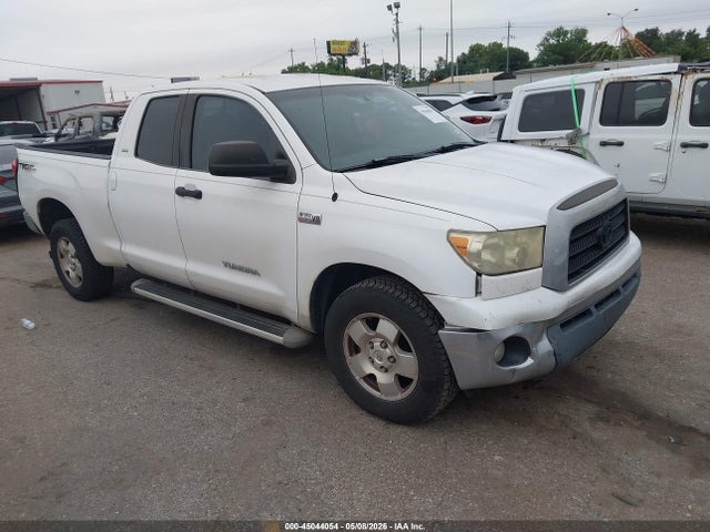 Salvage Toyota Tundra Image