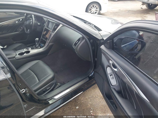 INFINITI Q50 2.0t Base
