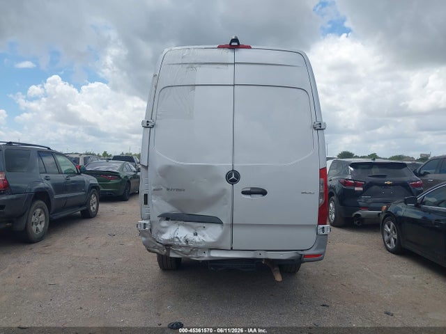 Mercedes-Benz Sprinter 3500 High Roof V6