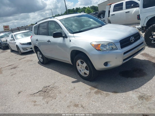 Salvage Toyota RAV4 Image