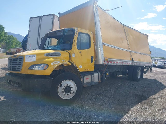 2020 Freightliner M2 106