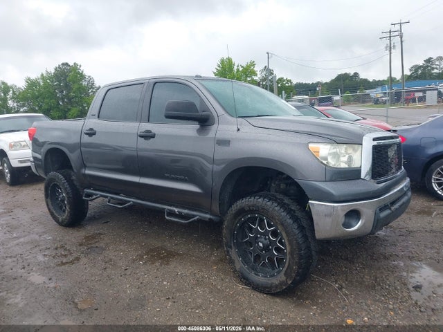 Salvage Toyota Tundra Image