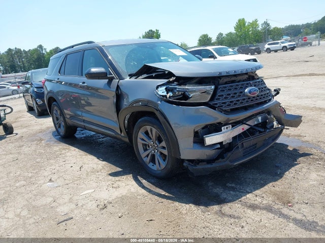 Salvage Ford Explorer Image
