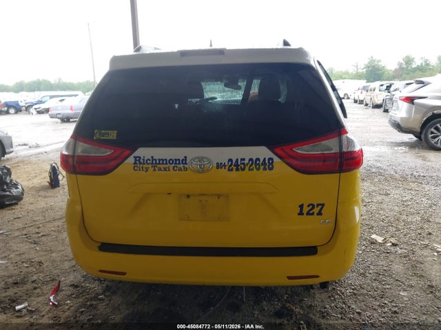 Toyota Sienna Le 8 Passenger