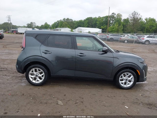 Kia Soul Lx
