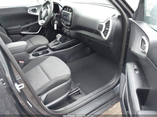 Kia Soul Lx