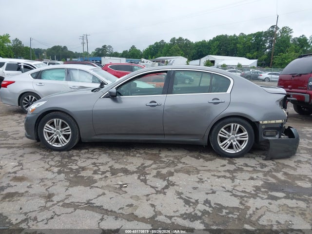 INFINITI G37 Journey