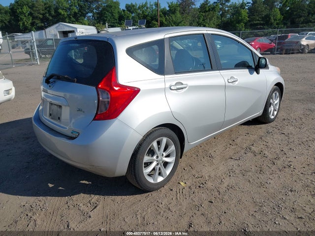 Nissan Versa Sv