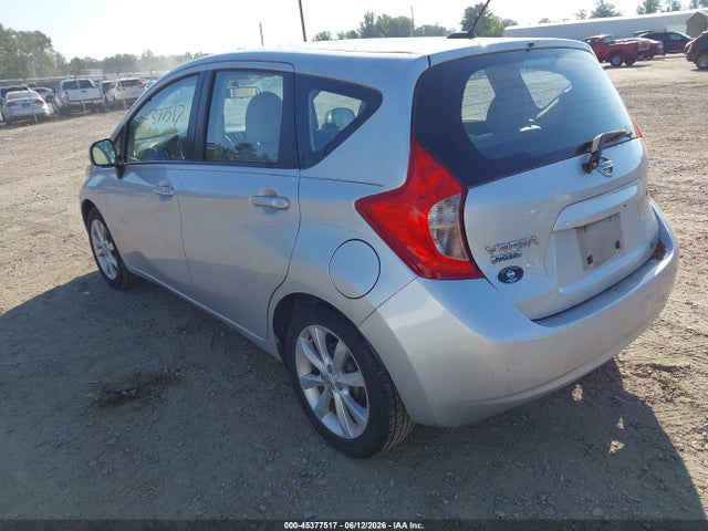 Nissan Versa Sv