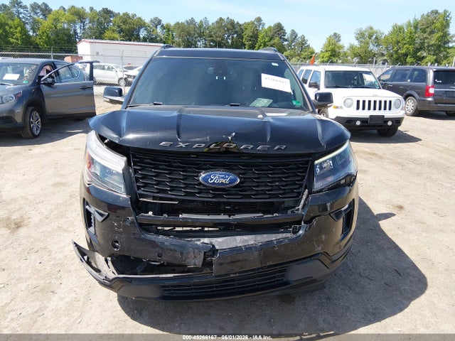 Ford Explorer Sport