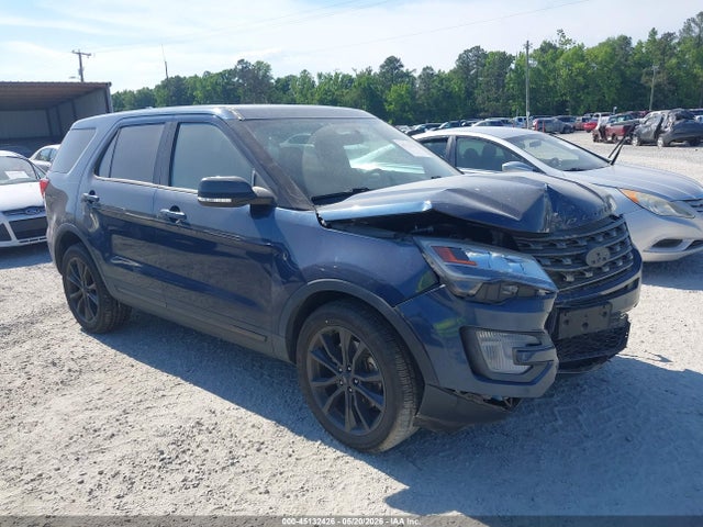Salvage Ford Explorer Image