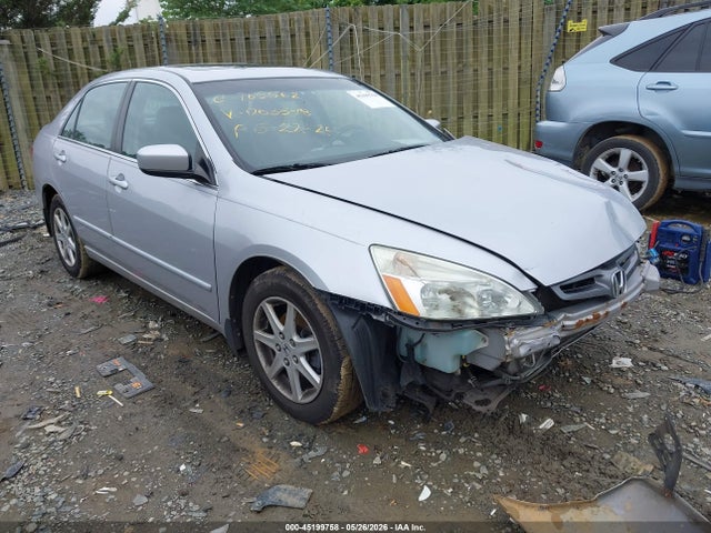 Salvage Honda Accord Image