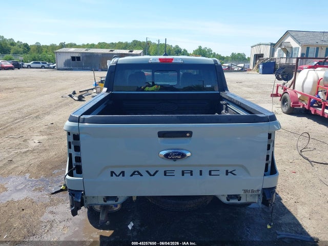Ford Maverick Lariat