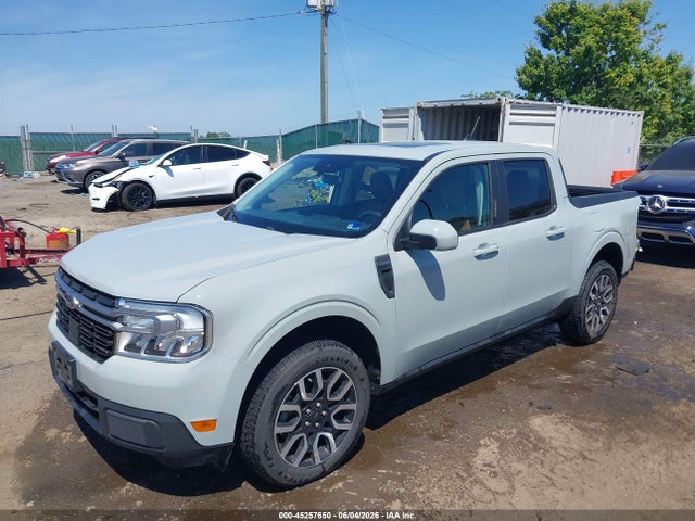 Ford Maverick Lariat