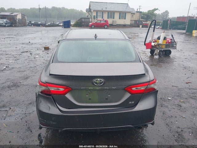 Toyota Camry Se