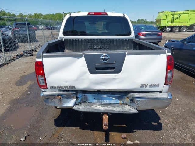 Nissan Frontier Sv