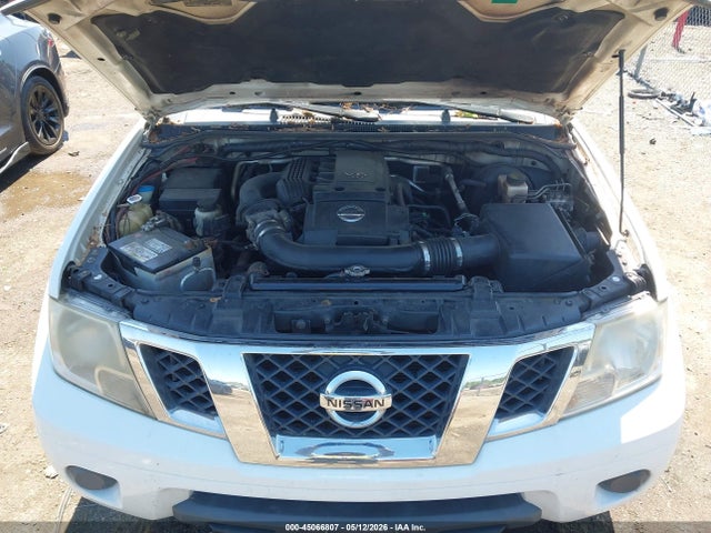 Nissan Frontier Sv
