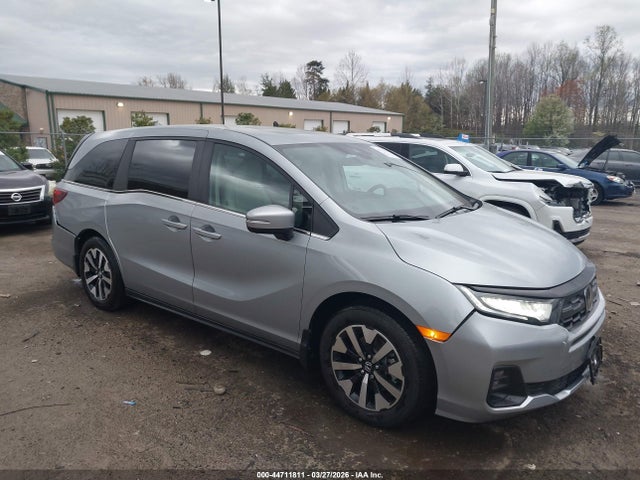 Salvage Honda Odyssey Image