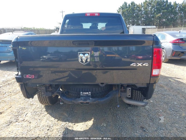 Ram 1500 Express  4x4 6'4 Box