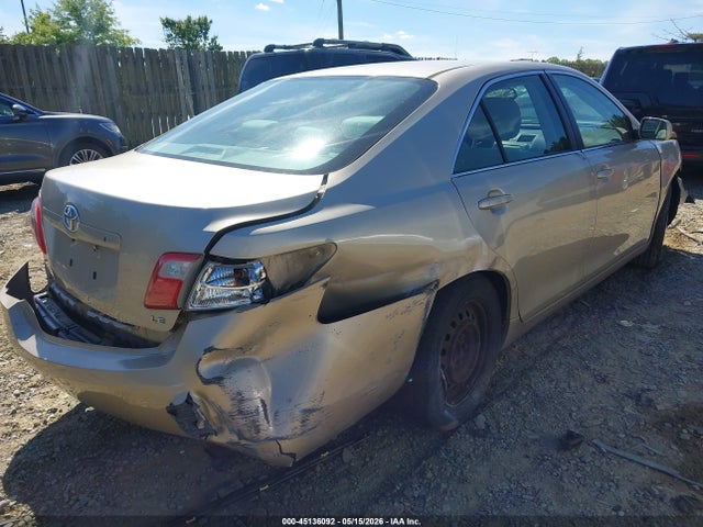 Toyota Camry Le