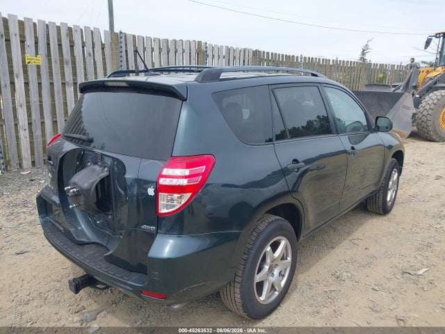 Toyota RAV4 Base V6