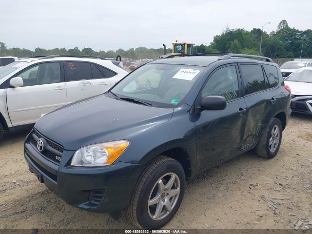 Toyota RAV4 Base V6