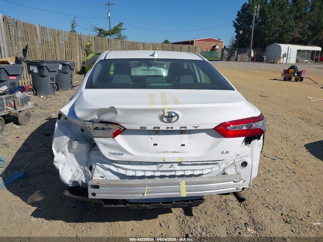 Toyota Camry Le