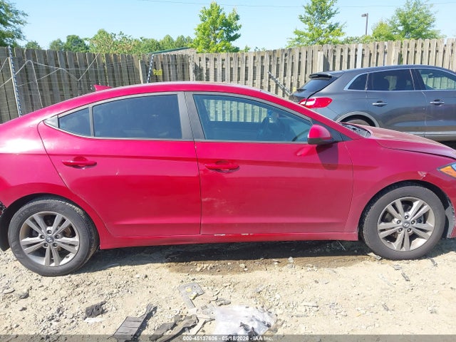 Hyundai ELANTRA Sel