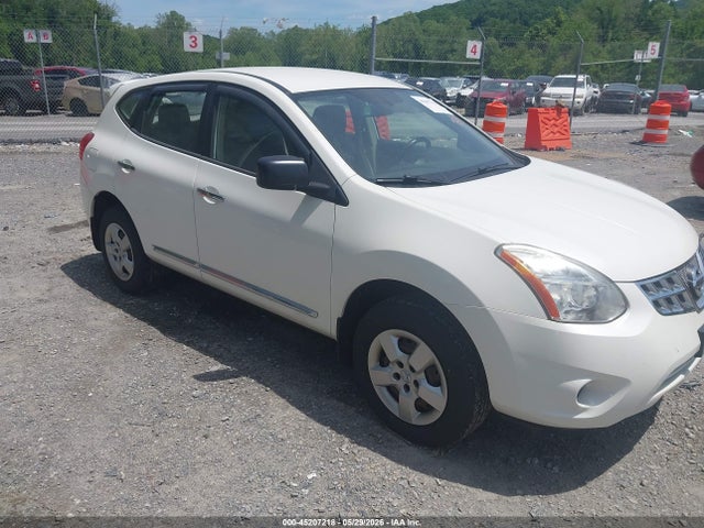 Salvage Nissan Rogue Image