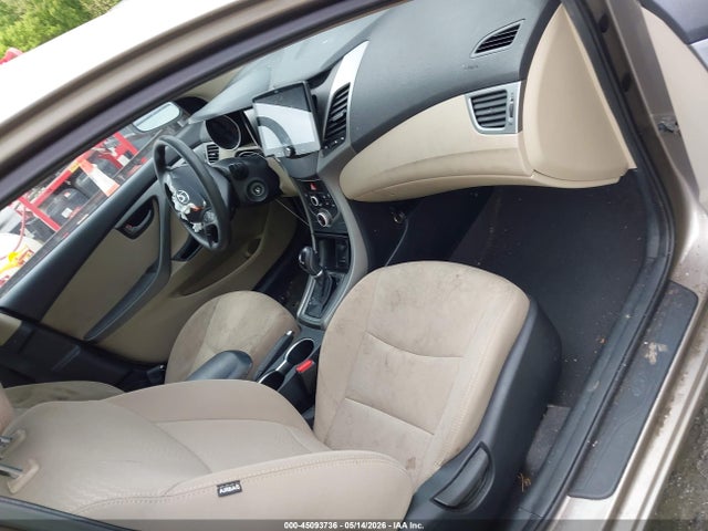Hyundai ELANTRA Se