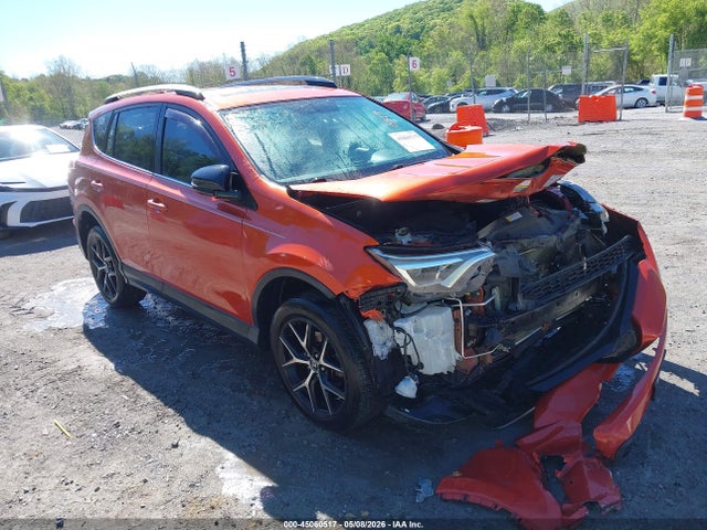 Salvage Toyota RAV4 Image