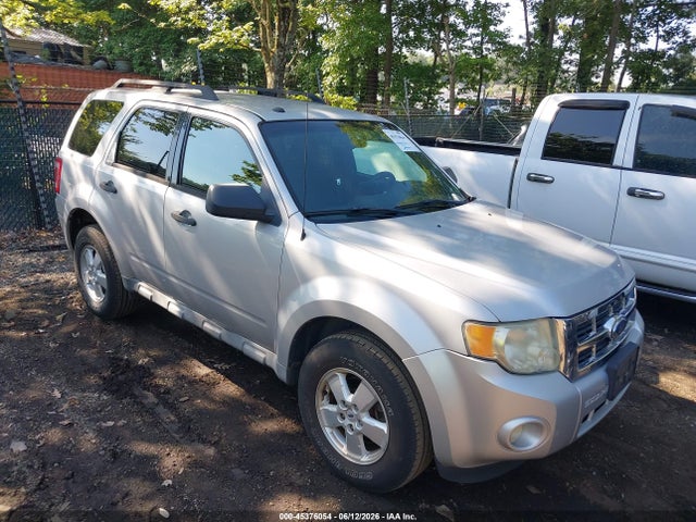 Salvage Ford Escape Image