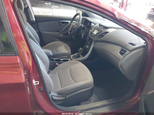 Hyundai ELANTRA Se