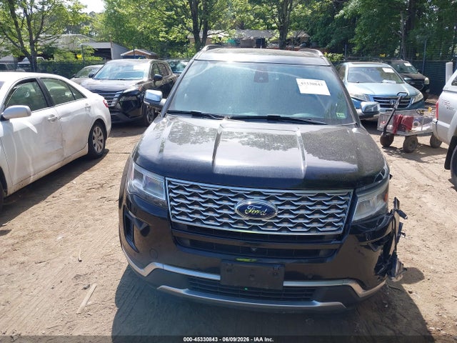 Ford Explorer Platinum