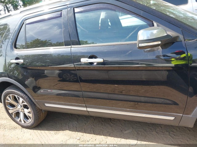 Ford Explorer Platinum