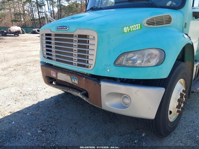 Freightliner M2 106 Medium Duty