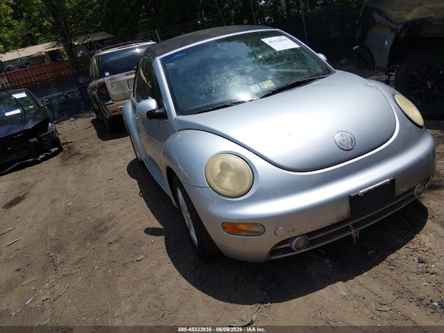 Salvage Volkswagen Beetle Image