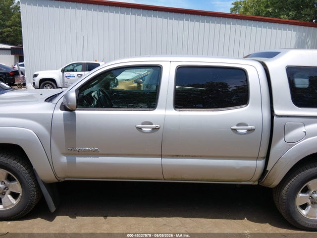 Toyota Tacoma Base V6