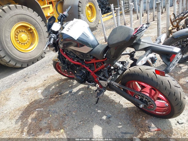 Kawasaki Zr900 F