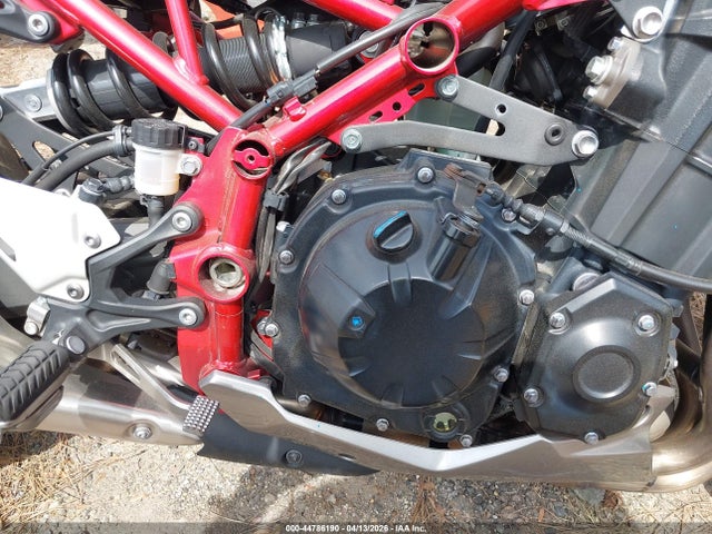 Kawasaki Zr900 F