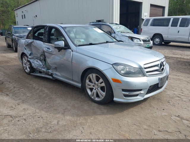 Salvage Mercedes-Benz C-Class Image