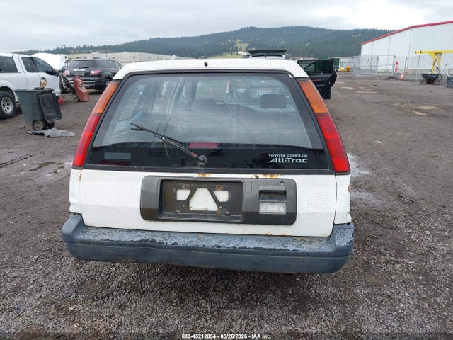 Toyota Corolla Dlx